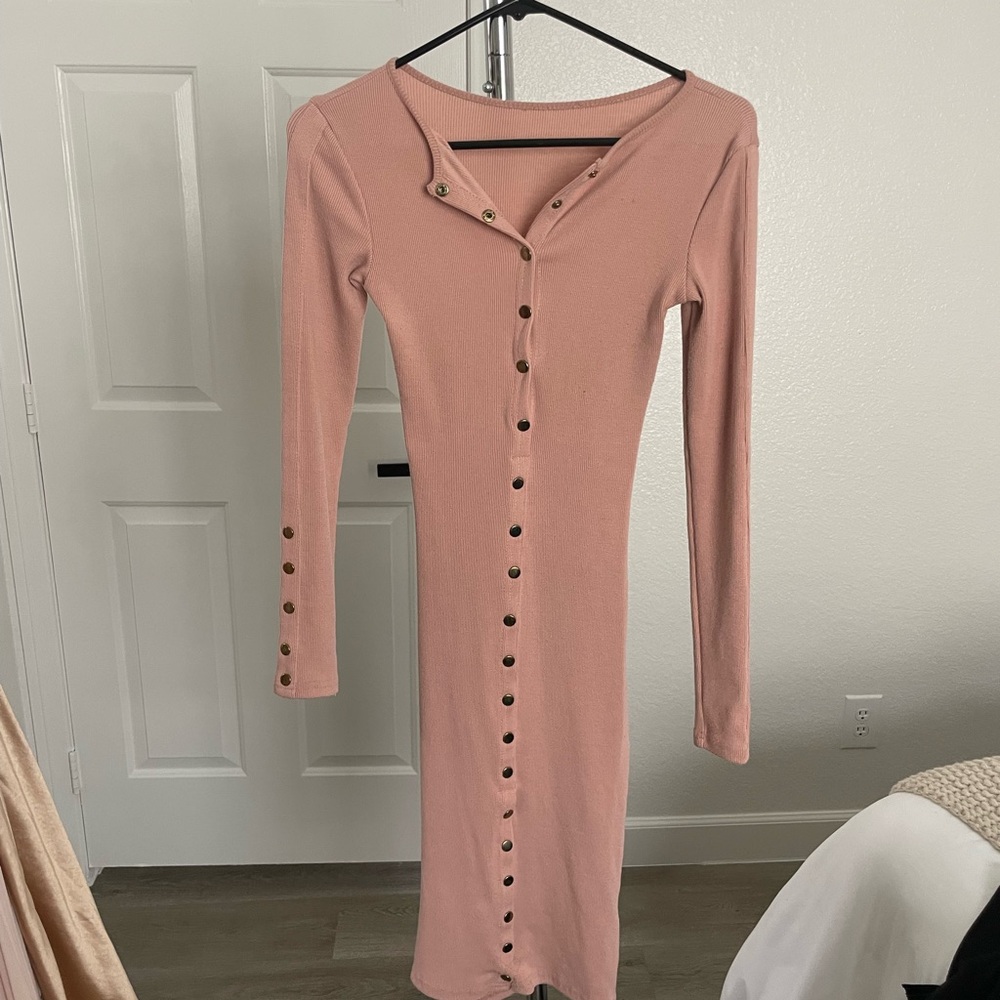 Elegant Pink Button-Down Dress